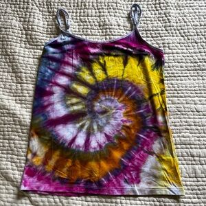 Time and Tru Multicolor Tie-Dye Camisole